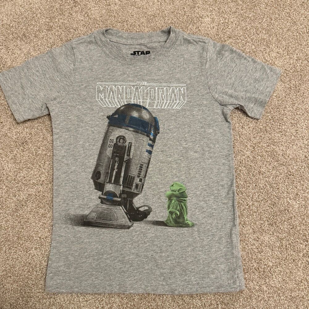 Star Wars Mandalorain‎ T-Shirt Boy's Size 6 Grey Short Sleeve R2D2 Grogu